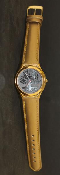 Lebensbaum Uhr in Silber mit Goldfarbenen Armband