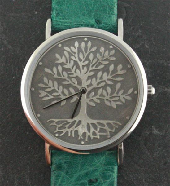 Damen Lebensbaum Uhr mit 925 Silber Zifferblatt und grünes Straussen Lederarmband